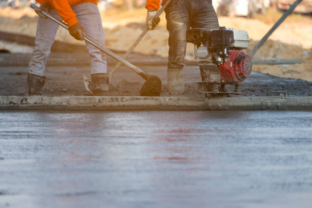 Best Concrete Driveway Installation  in Hellertown, PA